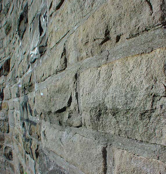 Bruchsteinmauer